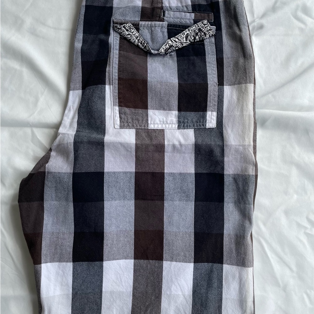 Hurley Patterned Button-Detail Pants - image 1